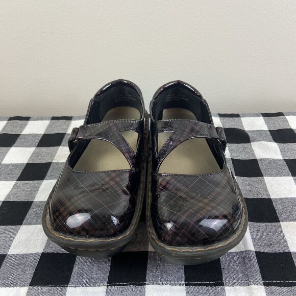 ingaro nursing shoes